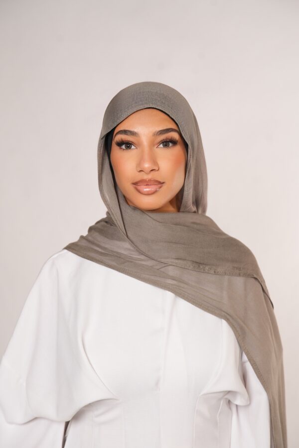 Masanda Modal Hijab – Weiches und leichtes Design in Stone