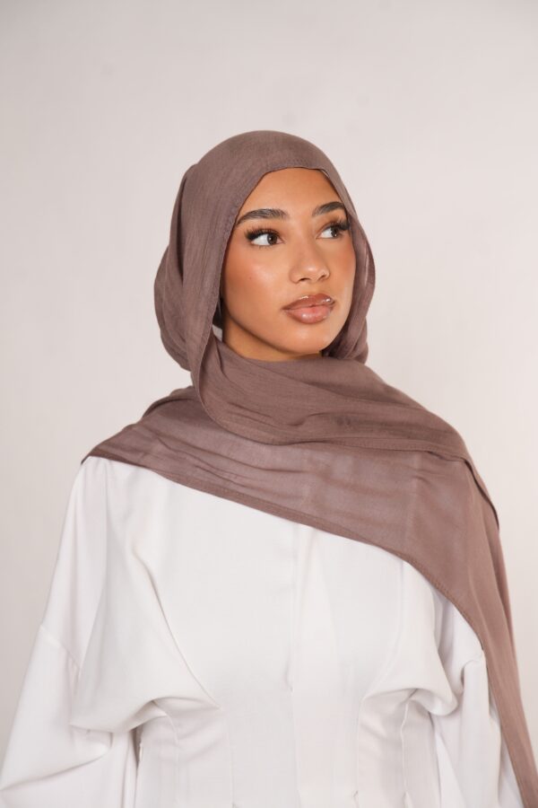 Masanda Modal Hijab – Zeitloses Nude Brown für eleganten Stil