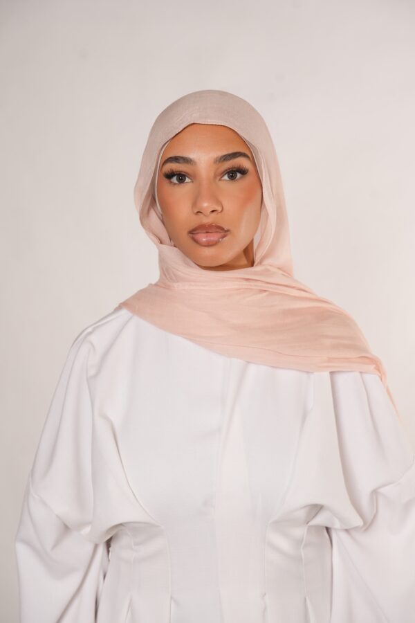 Masanda Modal Hijab – Sanftes Rose für femininen Stil - Image 4